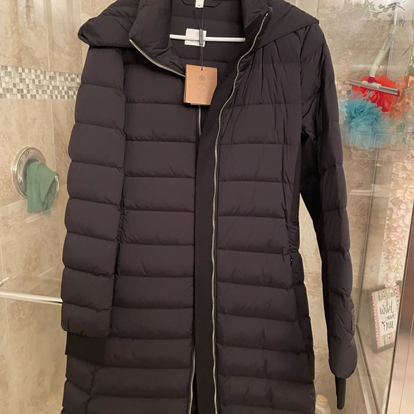 Burberry NWT puffer - Picture 1 of 3